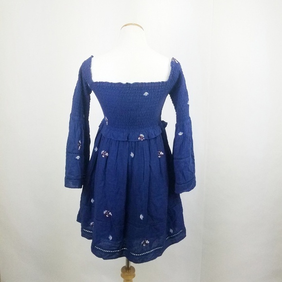 NWT Free People "Counting Daisies" Embroidered Off-Shoulder Dress Navy Small - Picture 4 of 7
